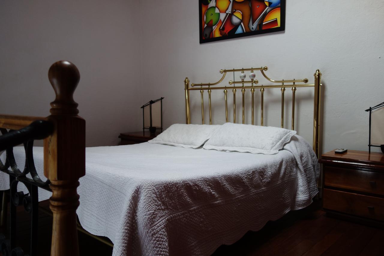 Casa Bellavista Hostel Bogota Bagian luar foto