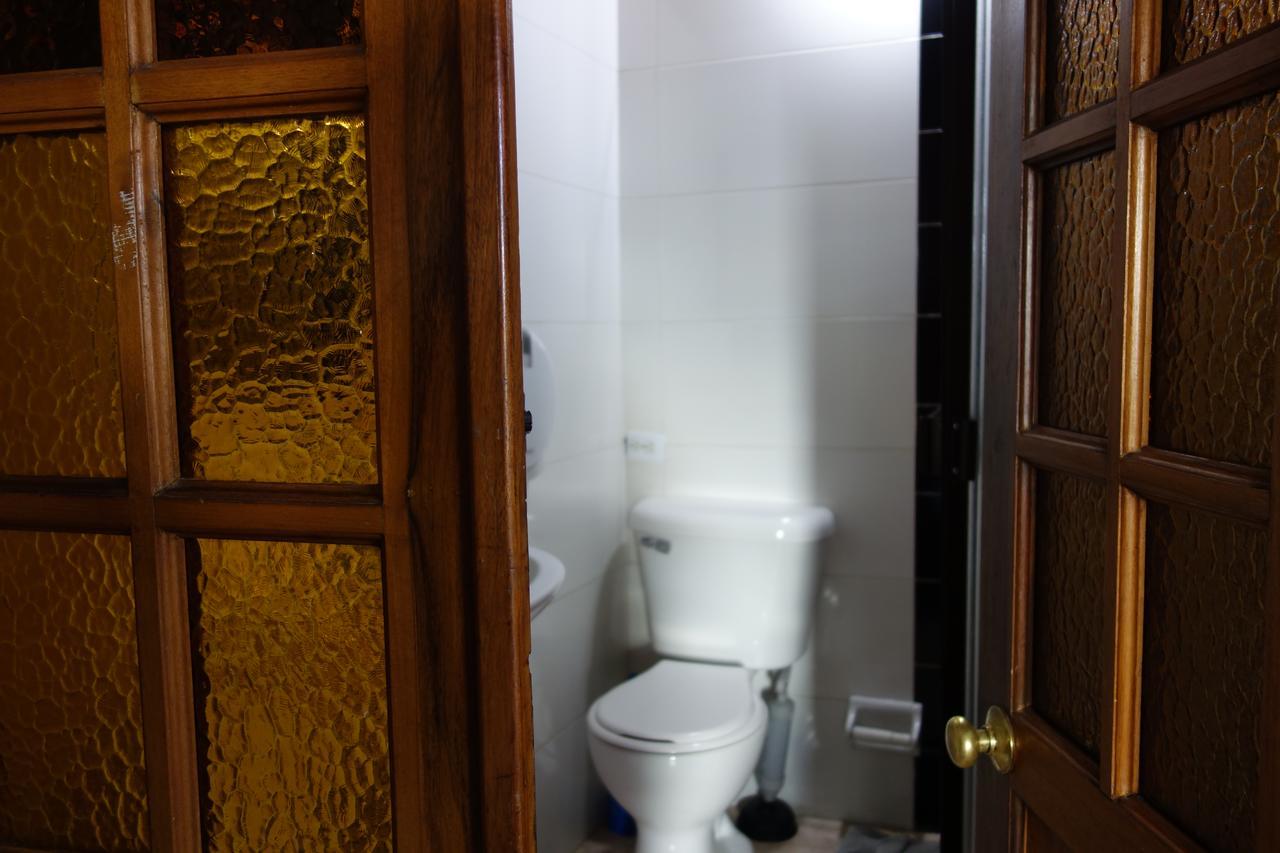 Casa Bellavista Hostel Bogota Bagian luar foto
